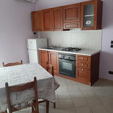 Casa Carbone Serra (Cuneo)